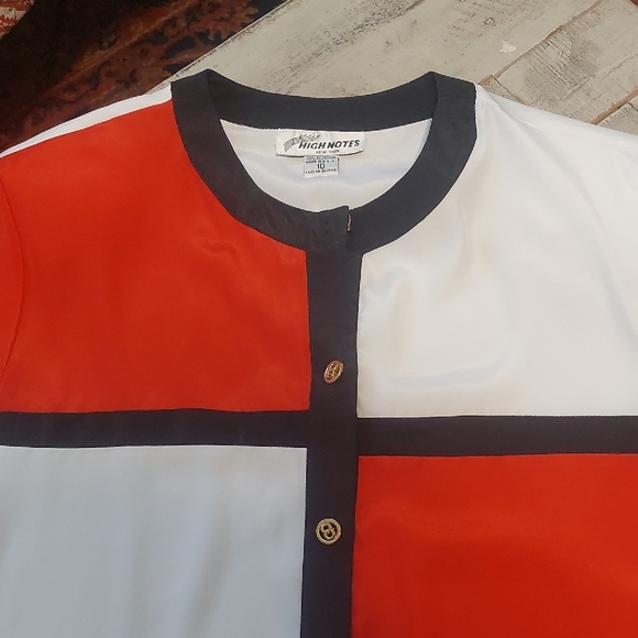 Colorblock Button-Up Shirt - Picture 3 of 6
